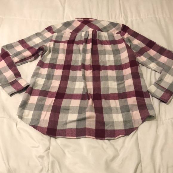 Lands’ End soft flannel pajama top in plaid - Picture 7 of 8